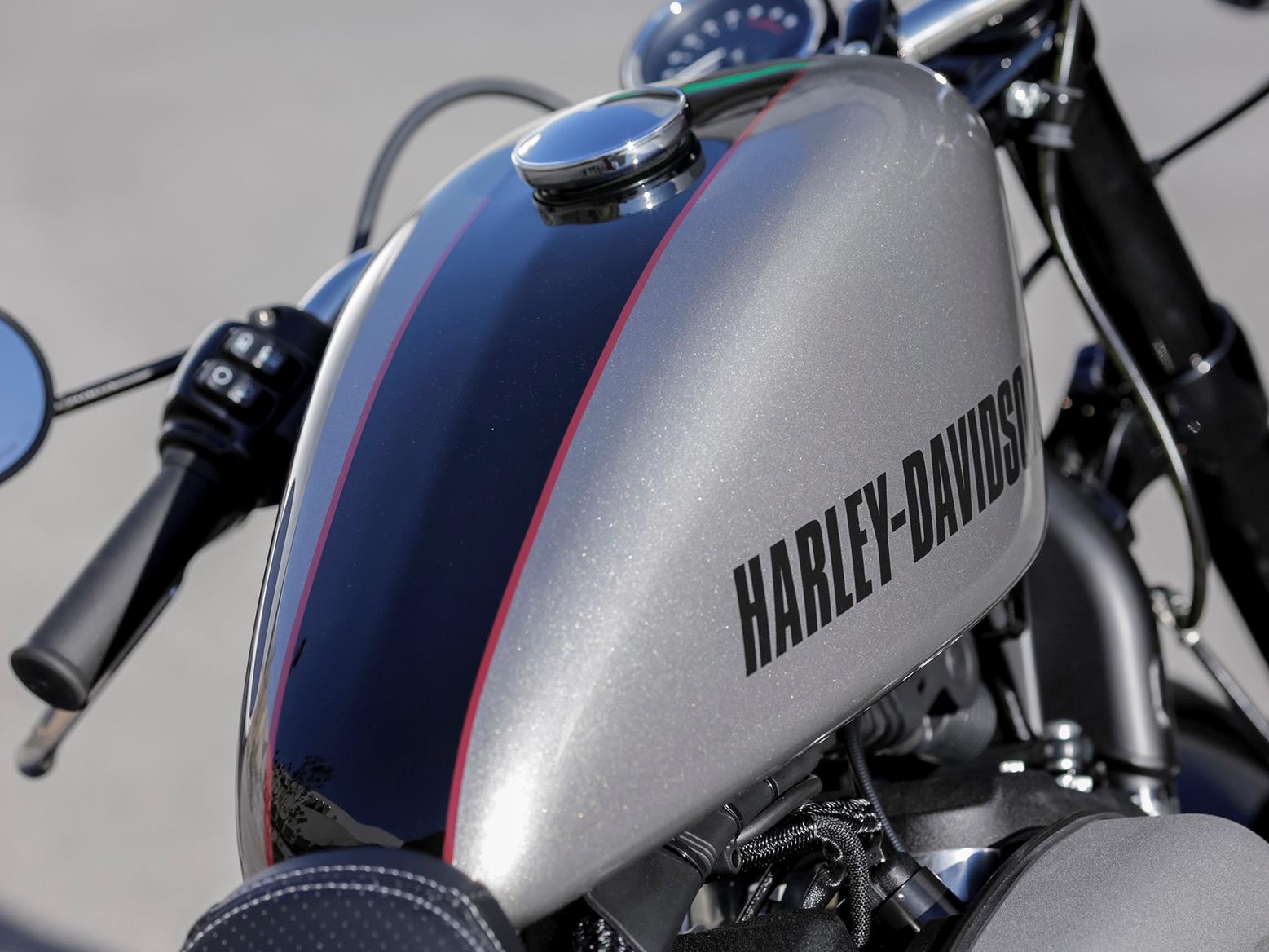 harley roadster 1200