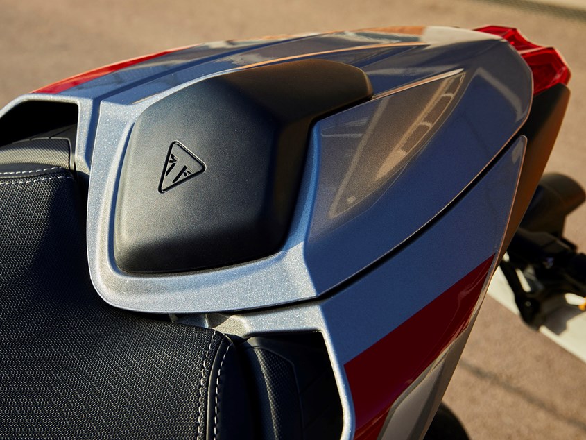 TRIUMPH STREET TRIPLE 765 RS (2020 on) Review MCN