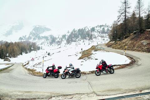 The best motorcycling boots to keep your feet warm this winter
