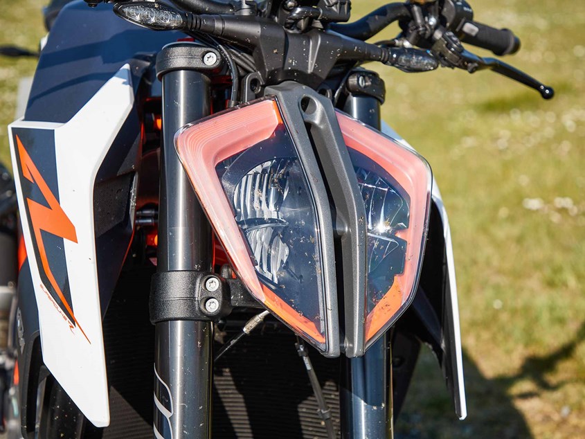 KTM 1290 SUPERDUKE R (2017 - 2019) Review | MCN