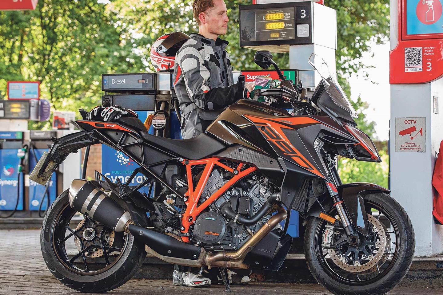 ktm 1290 super duke r luggage