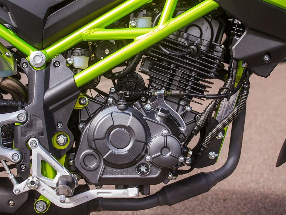 benelli tnt 125 engine