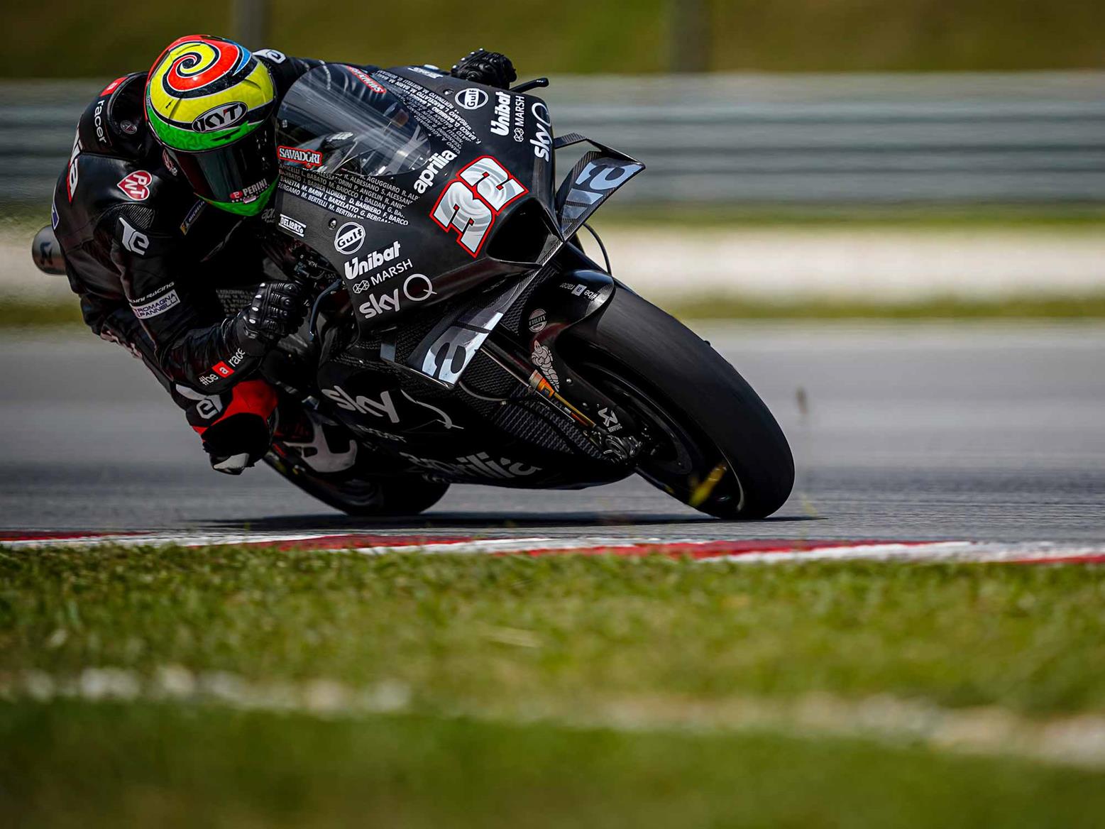 Motogp Aprilia Replace Bradley Smith With Lorenzo Savadori For The Final Three Rounds Mcn