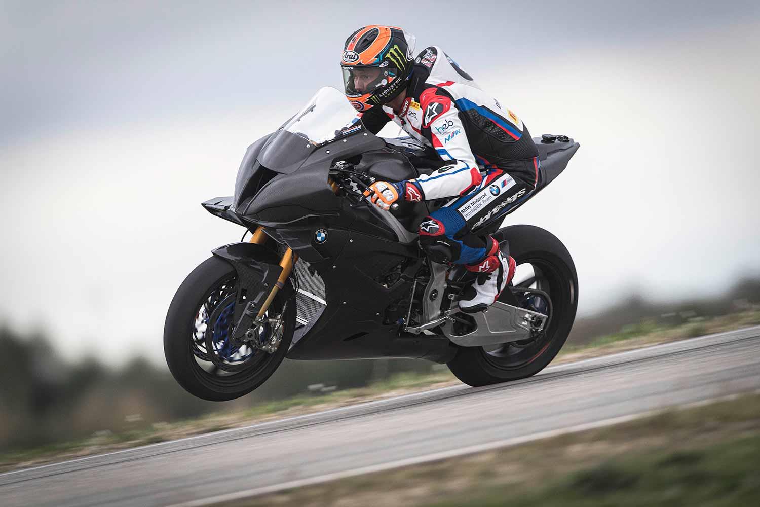 WSB: Michael van der Mark tests new BMW M1000 RR | MCN