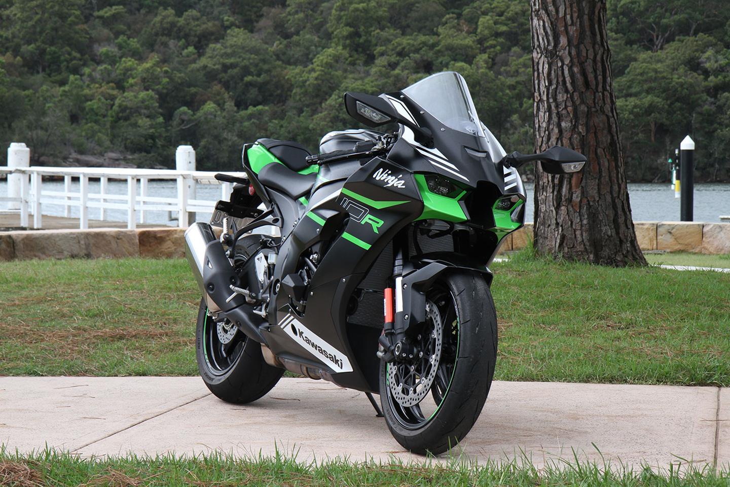 Кавасаки zx10r 2016