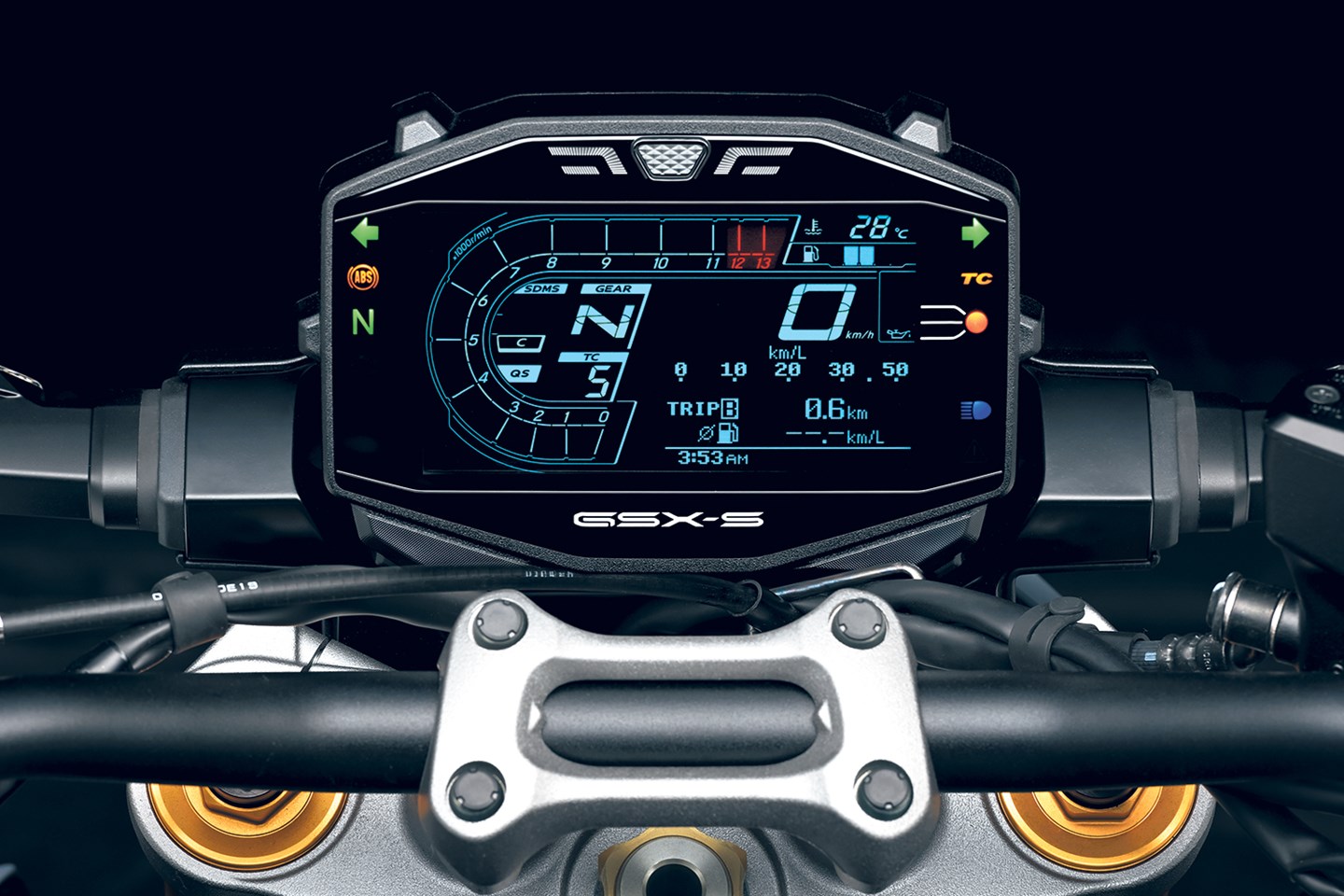 Updated Suzuki Gsx S1000 Gets Engine Styling And Spec Boost For 10 999 Mcn Updated Suzuki Gsx S1000 Gets Engine Styling And Spec Boost For 10 999 Mcn