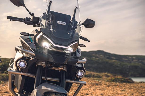 Cfmoto 800mt Unveiled Partnership With Ktm Results In Chinese Brand S First Large Capacity Machine Mcn
