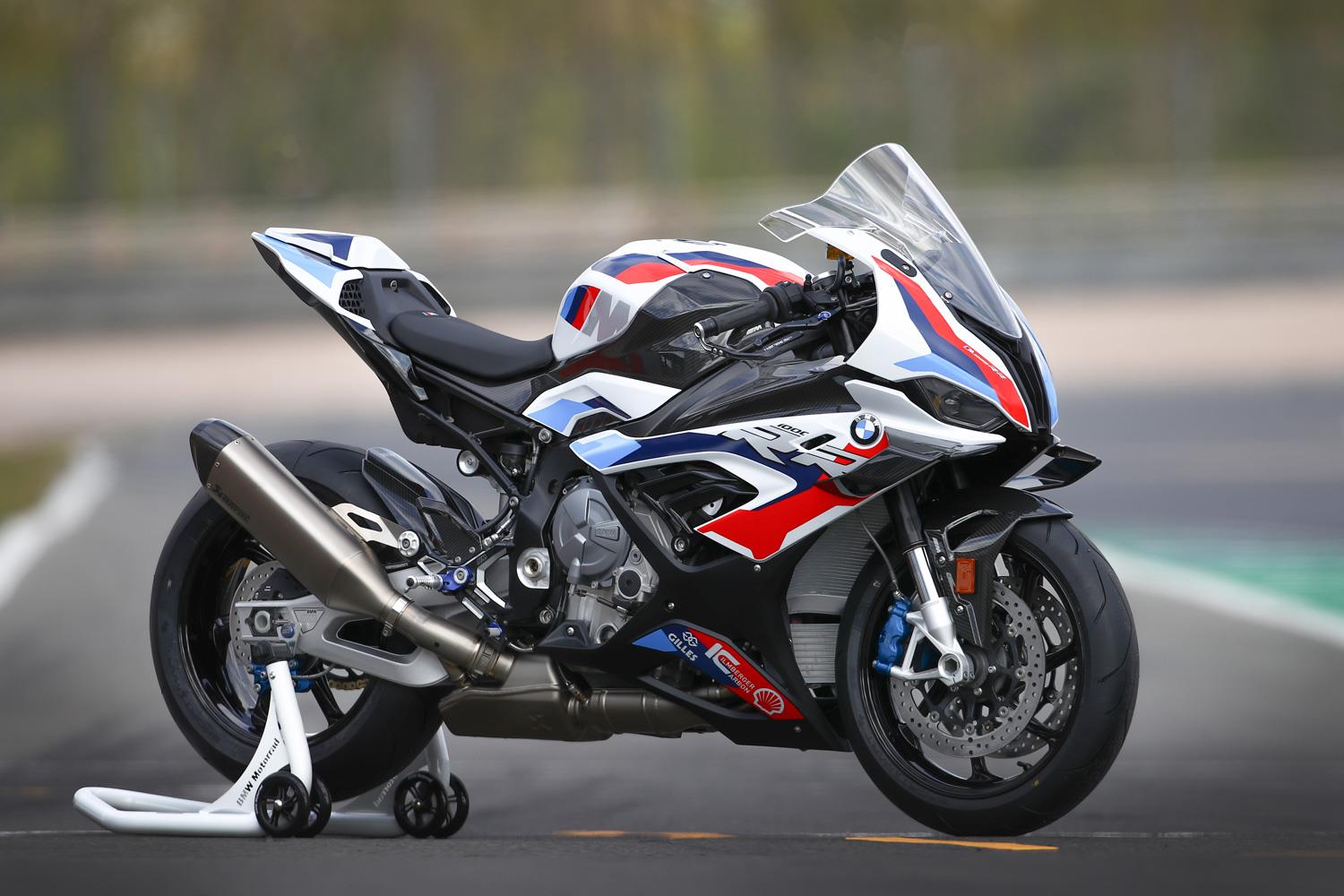 BMW M1000RR (2021 on) Review MCN