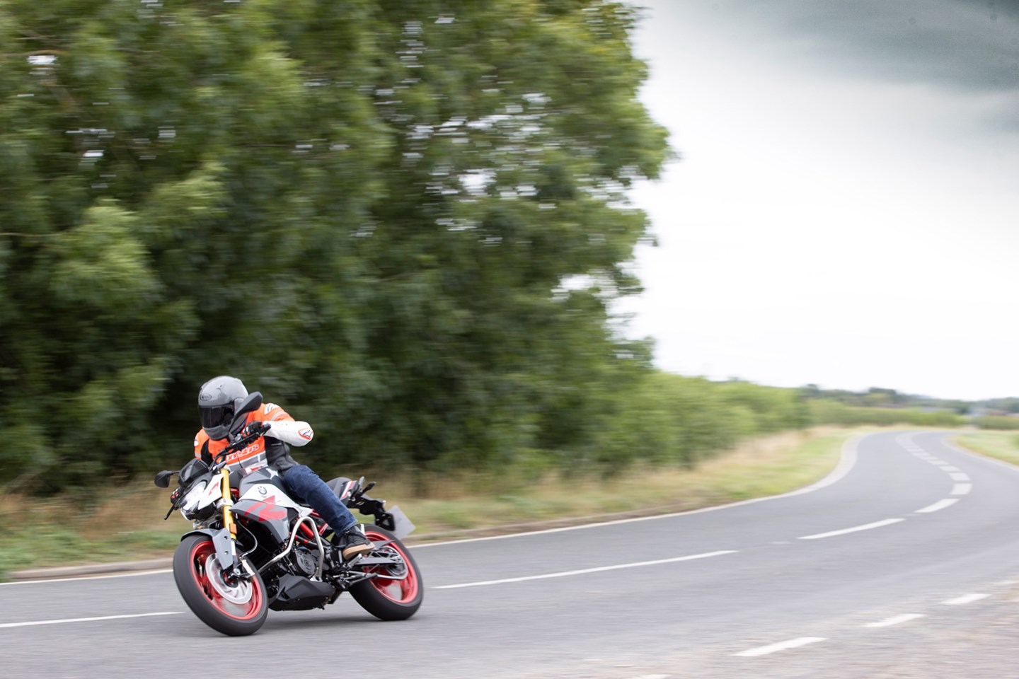 Bmw G310r 21 On Review Mcn Bmw G310r 21 On Review Mcn