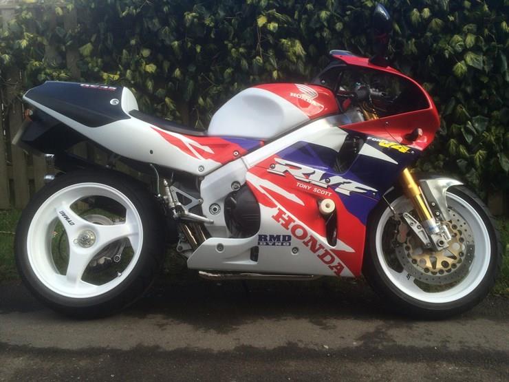 Honda RC45 motorcycle for sale