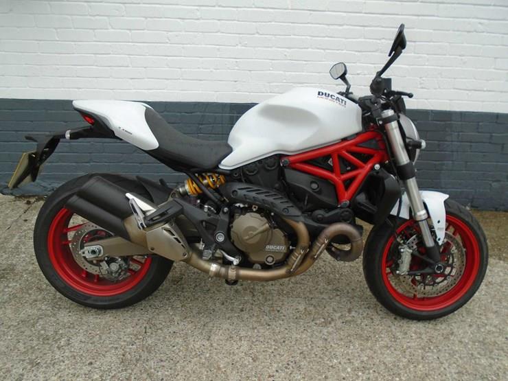 Ducati Monster 821