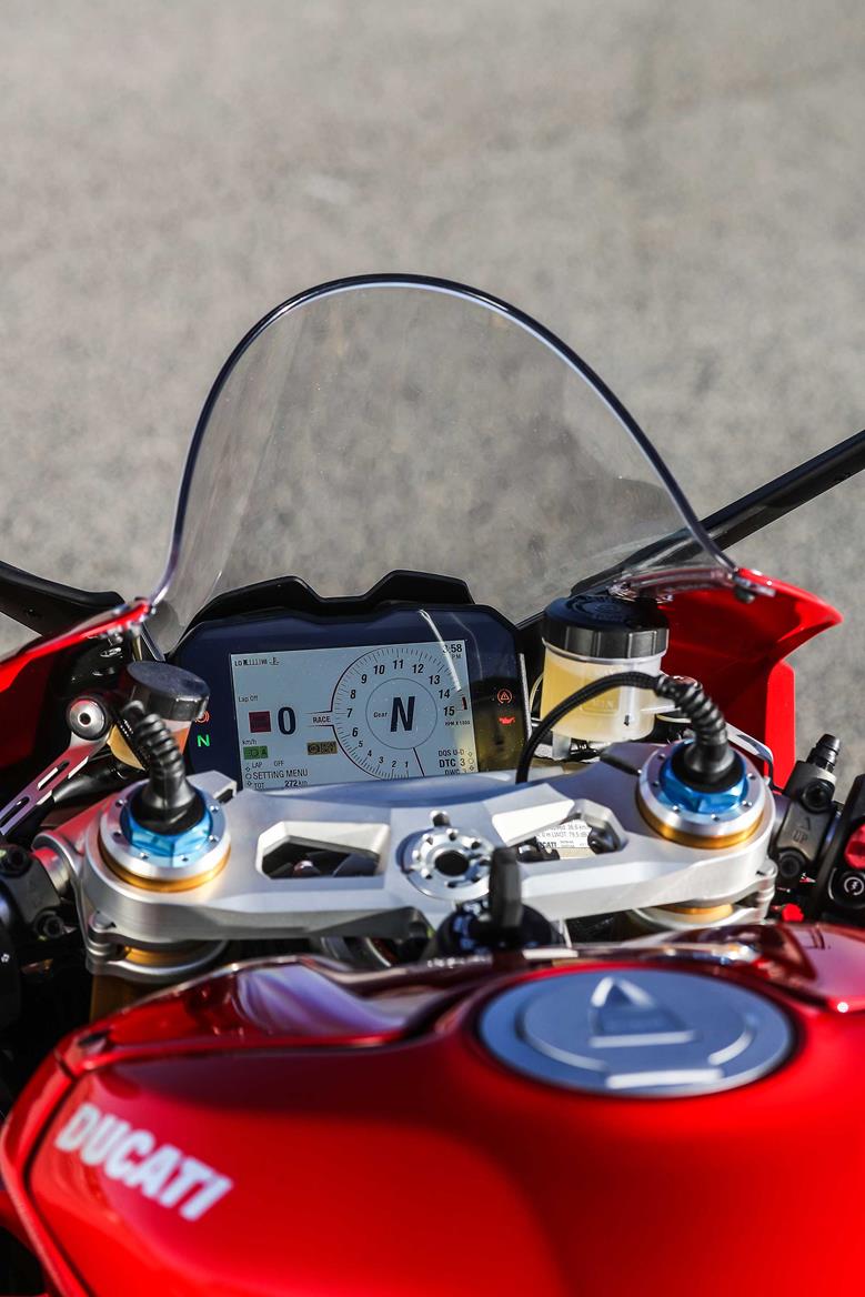 Ducati Panigale V4 dash