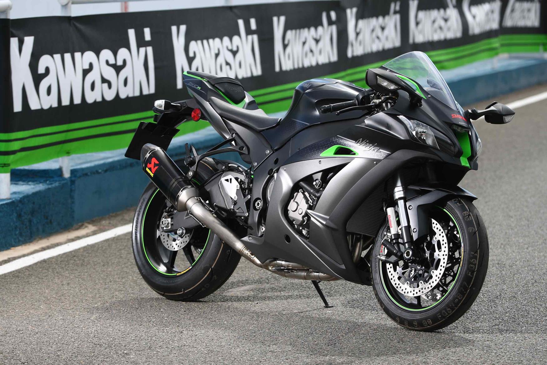 Kawasaki ZX-10R SE first ride. Electronic suspension: the best of all ...