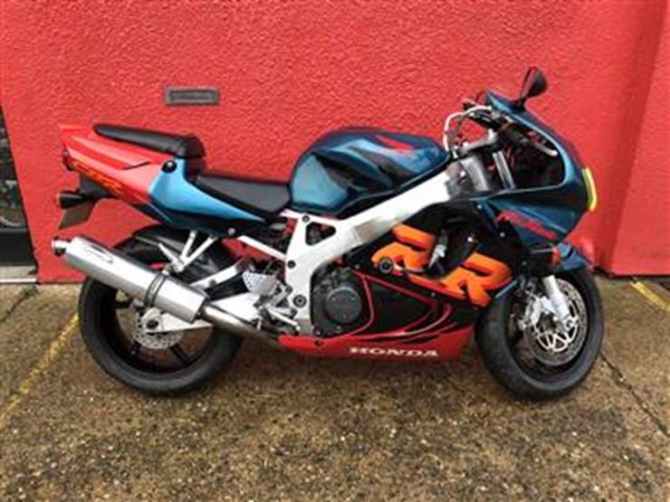 Honda CBR900RR Fireblade