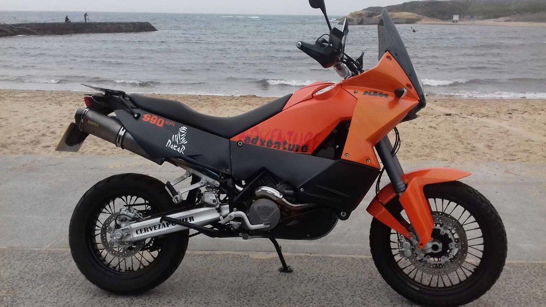 KTM 990 Adventure KTM 990 Adventure