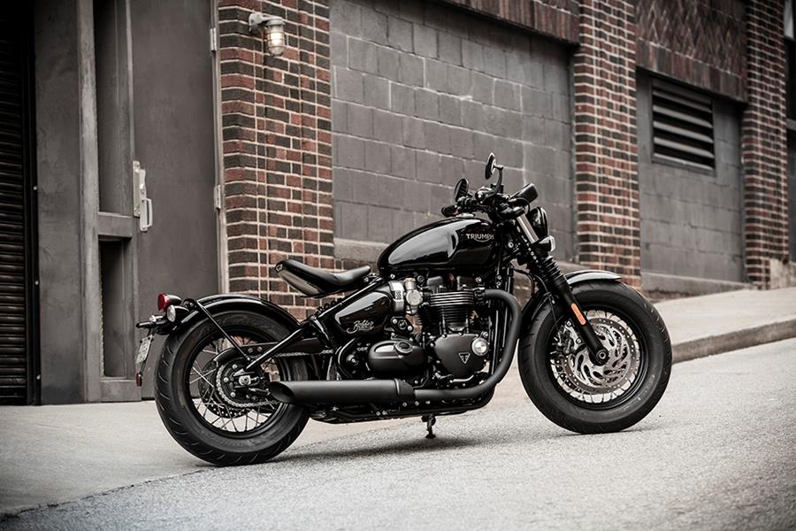 Triumph Bobber Black