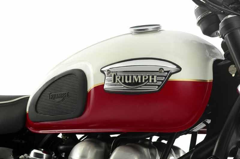 Retro-styled tank on a Bonneville Scrambler Retro-styled tank on a Bonneville Scrambler