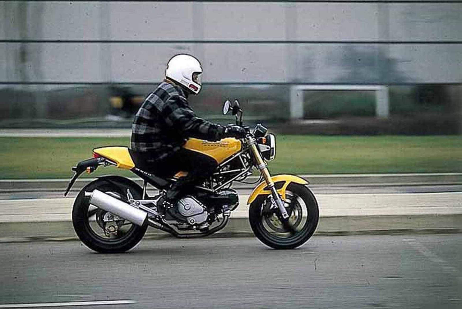 Ducati Monster M600 Ducati Monster M600