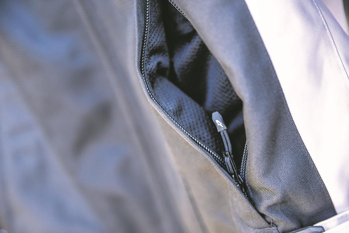 Alpinestars mesh lining in pocket Alpinestars mesh lining in pocket