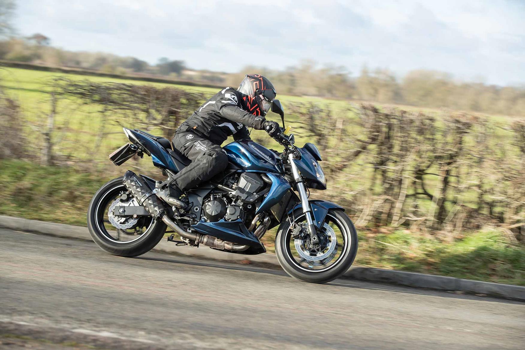 The Kawasaki Z750 in action The Kawasaki Z750 in action