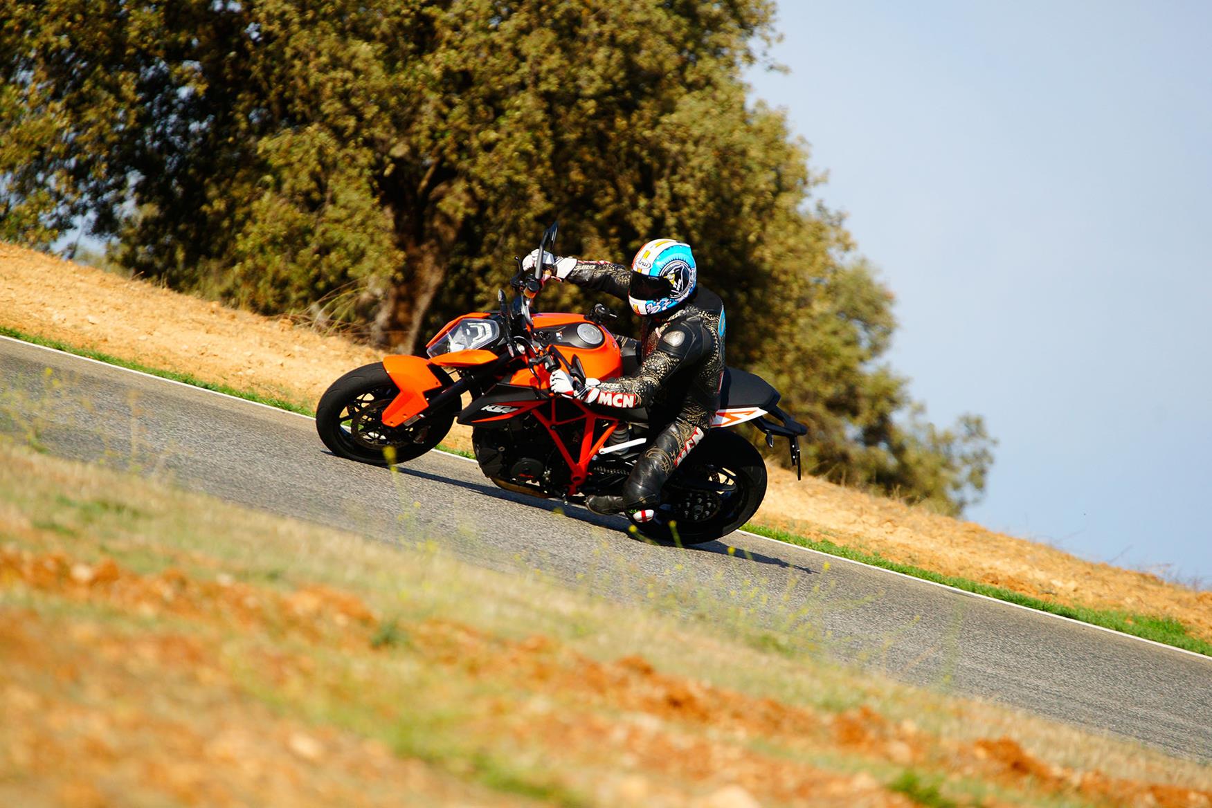 KTM 1290 Super Duke R KTM 1290 Super Duke R