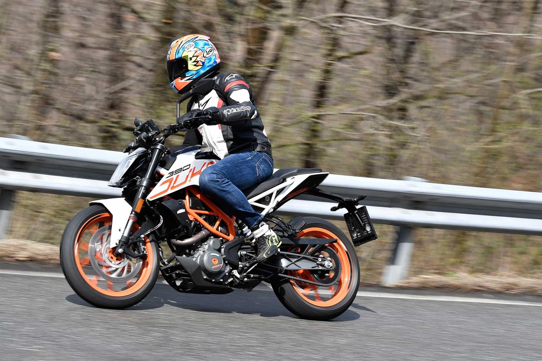 KTM 390 Duke KTM 390 Duke