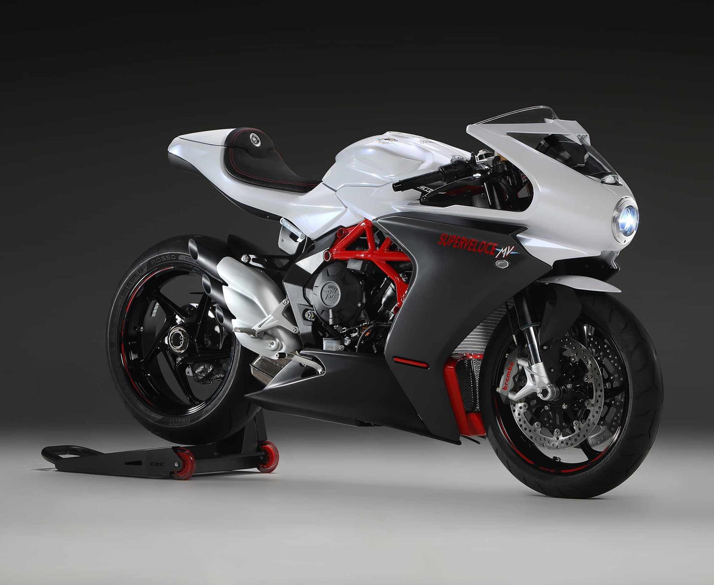 A standard MV Agusta Superveloce 800 A standard MV Agusta Superveloce 800