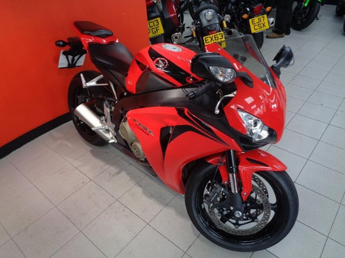 2009 Honda CBR1000RR Fireblade 2009 Honda CBR1000RR Fireblade