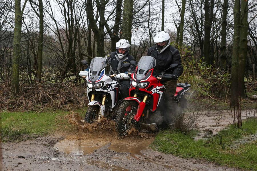 The 2016 manual Africa Twin battles the DCT version