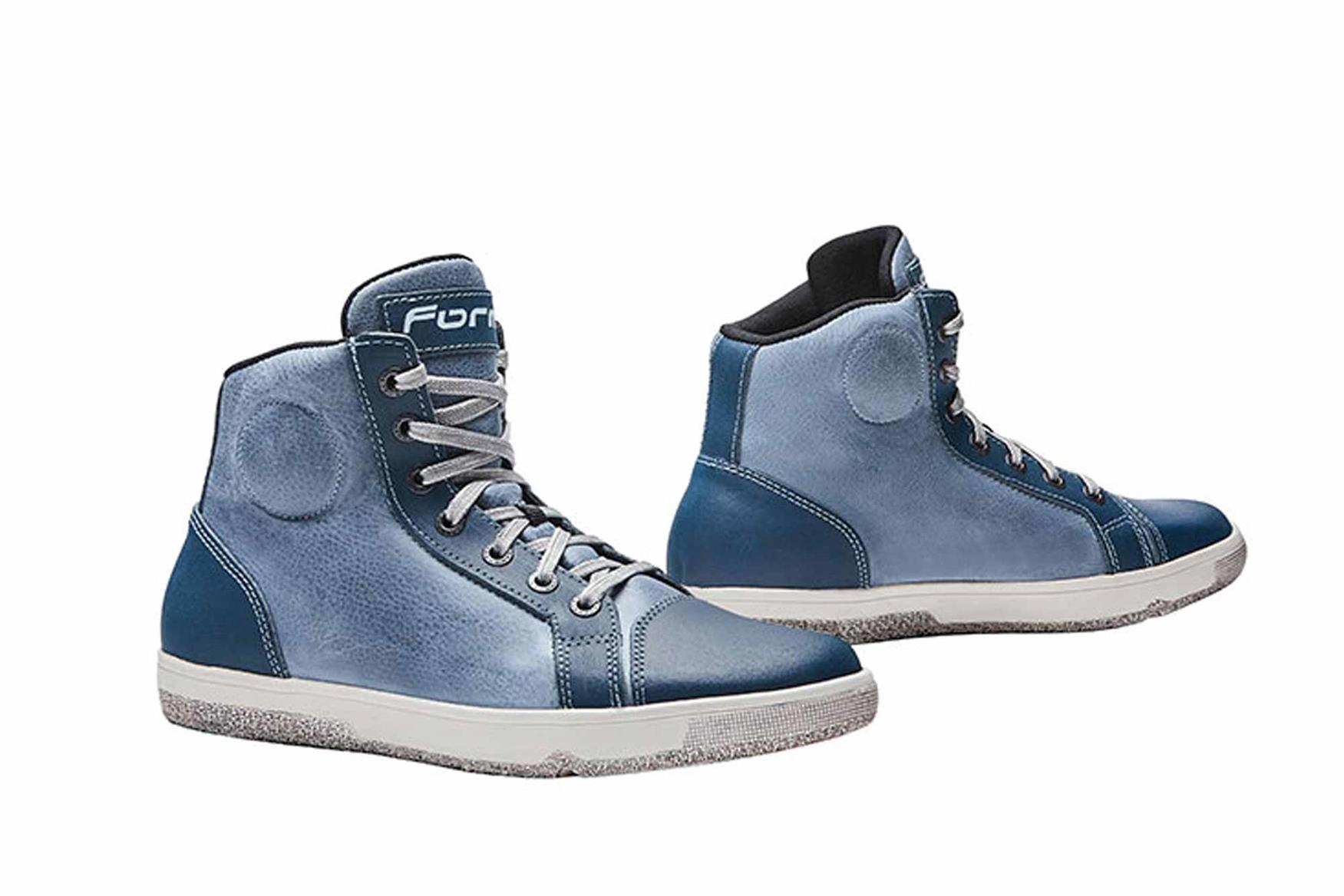 These Forma boots offer casual looks and protection These Forma boots offer casual looks and protection