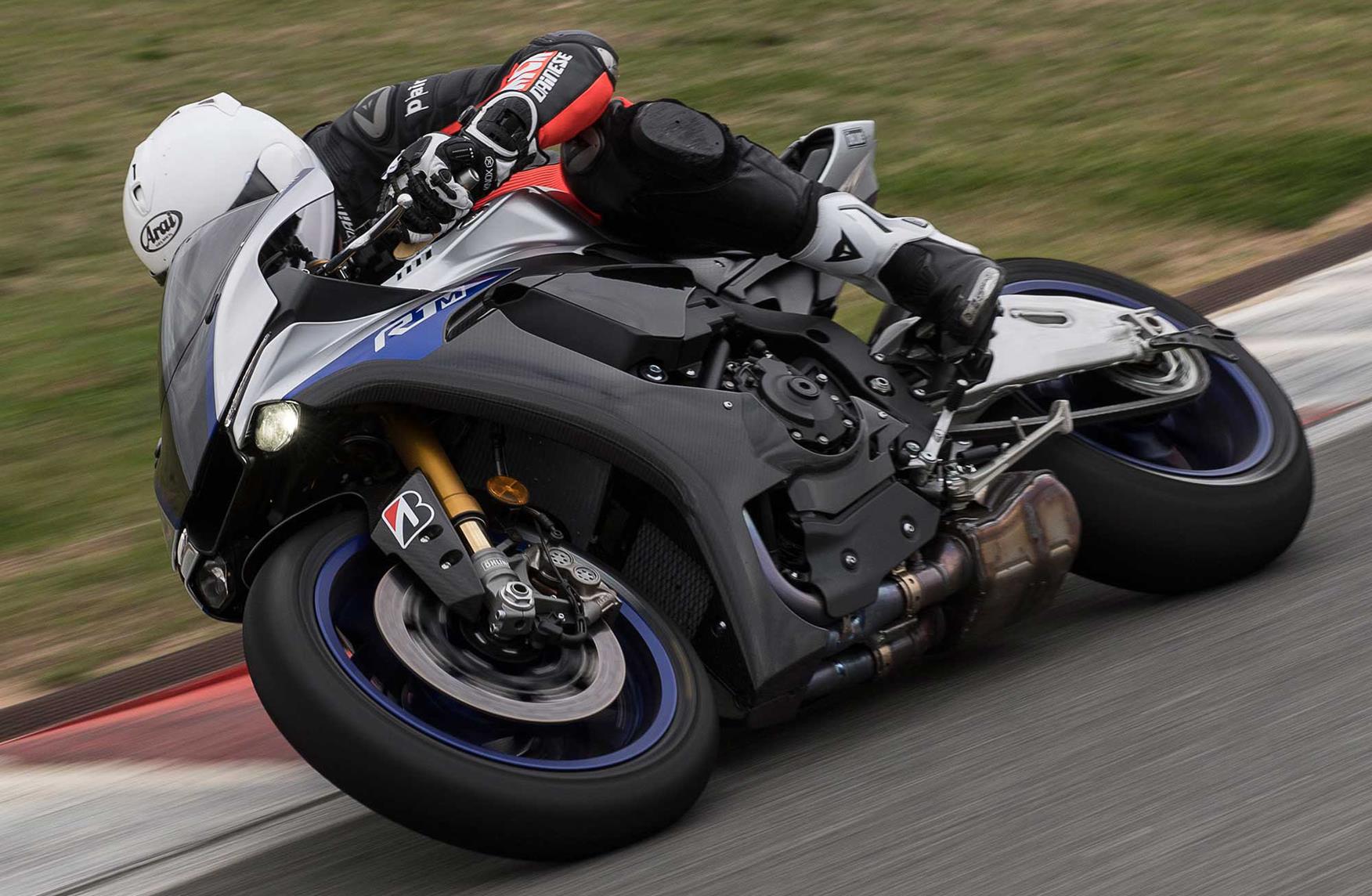 YAMAHA R1M (2018-on) Review
