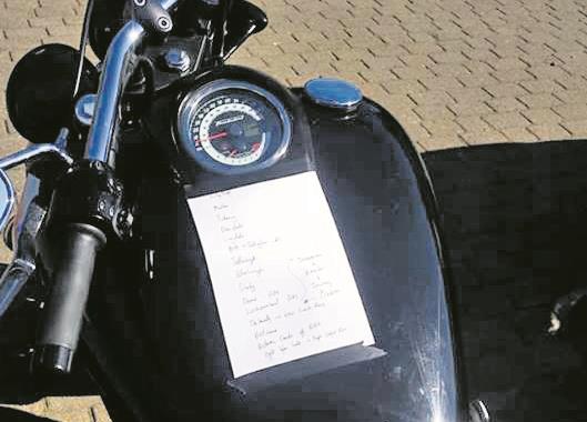 A list of directions taped to your tank won't run out of battery A list of directions taped to your tank won't run out of battery