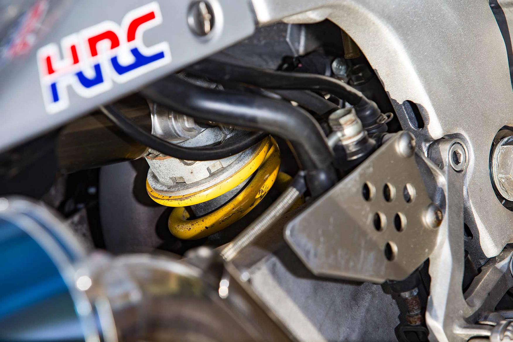 The rear shock on the Honda VTR1000 SP-1 The rear shock on the Honda VTR1000 SP-1