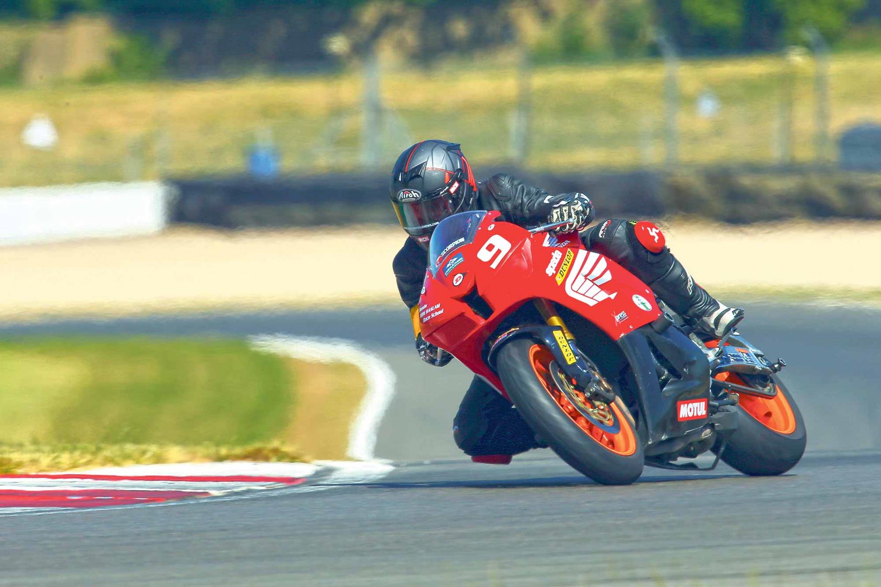 The CBR600RR will be replaced by the CBR650R in 2019 The CBR600RR will be replaced by the CBR650R in 2019