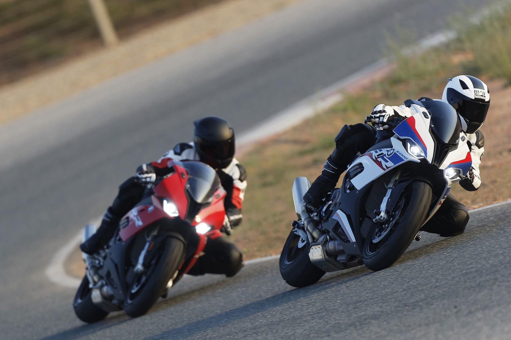 The 2019 BMW S1000RR in action The 2019 BMW S1000RR in action