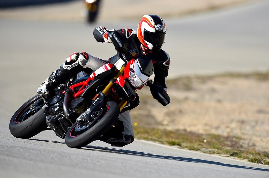 On track on the Ducati Hypermotard 939 On track on the Ducati Hypermotard 939