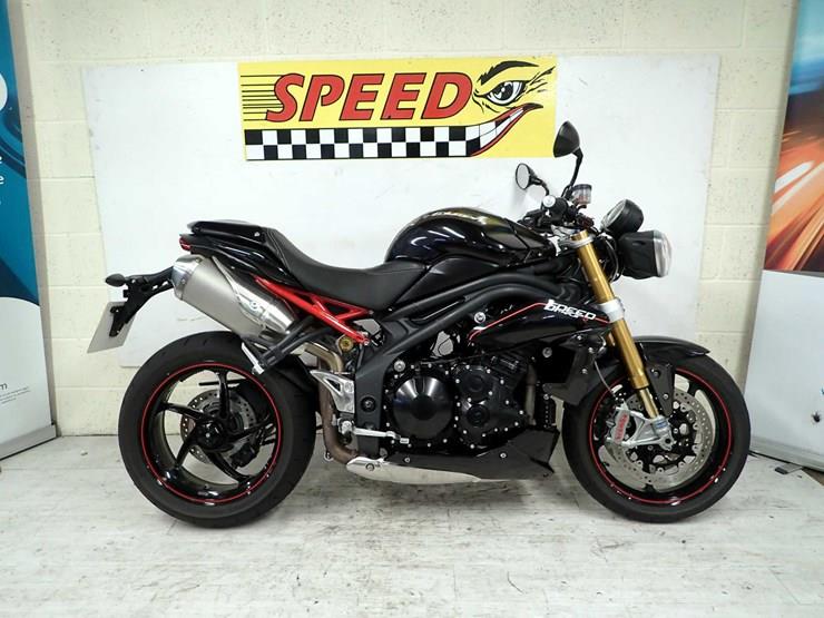 Triumph Speed Triple R for sale Triumph Speed Triple R for sale