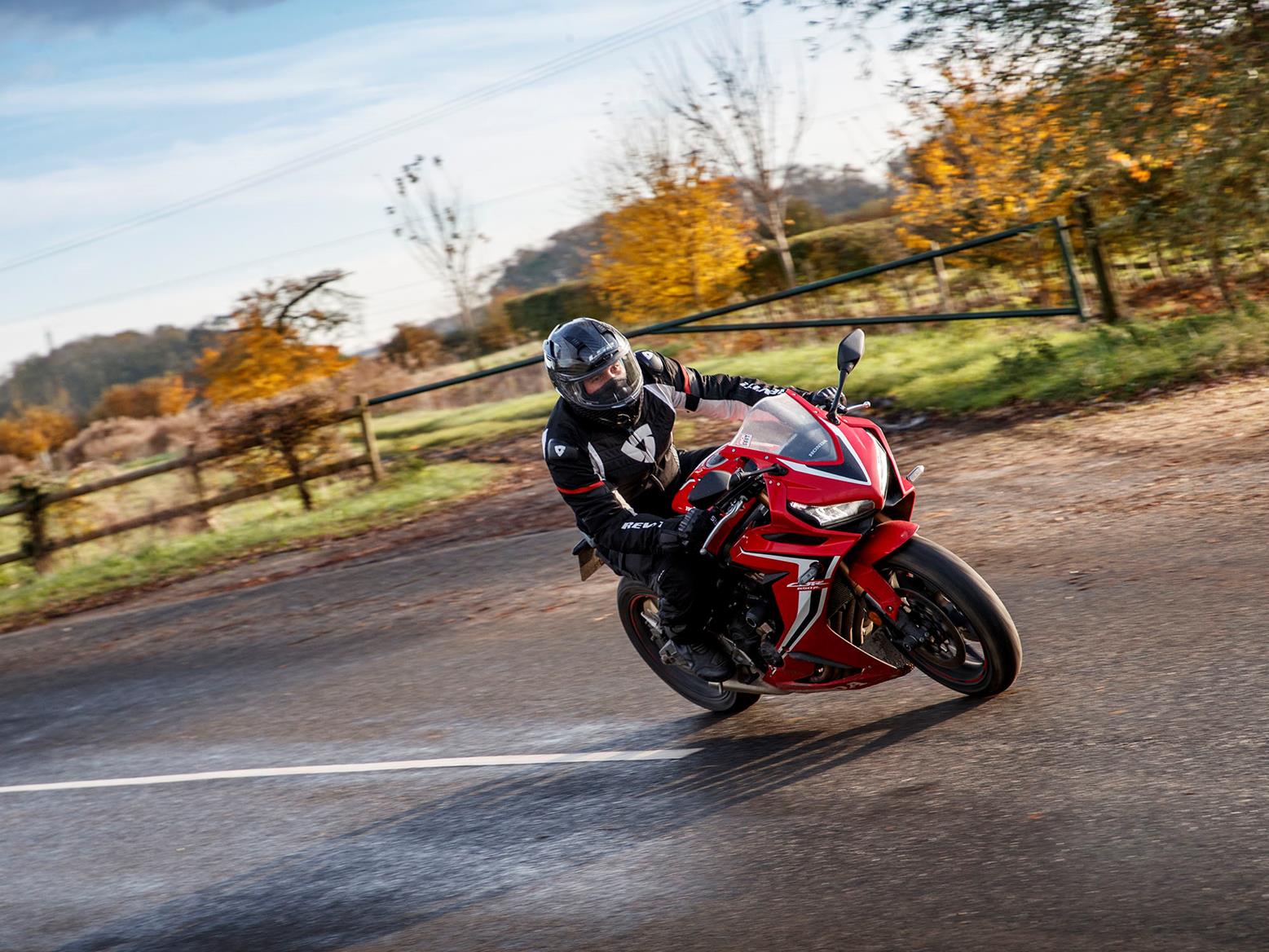 Honda CBR650R Bridgestone S22 tyres Honda CBR650R Bridgestone S22 tyres