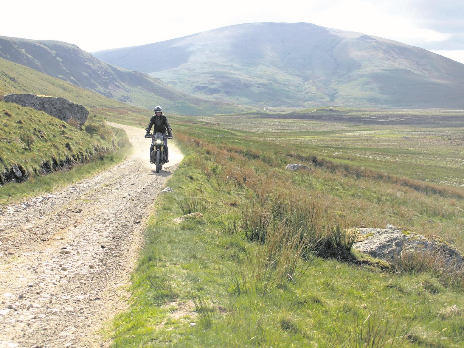 Riding the Triumph Scrambler 1200 XE off-road Riding the Triumph Scrambler 1200 XE off-road