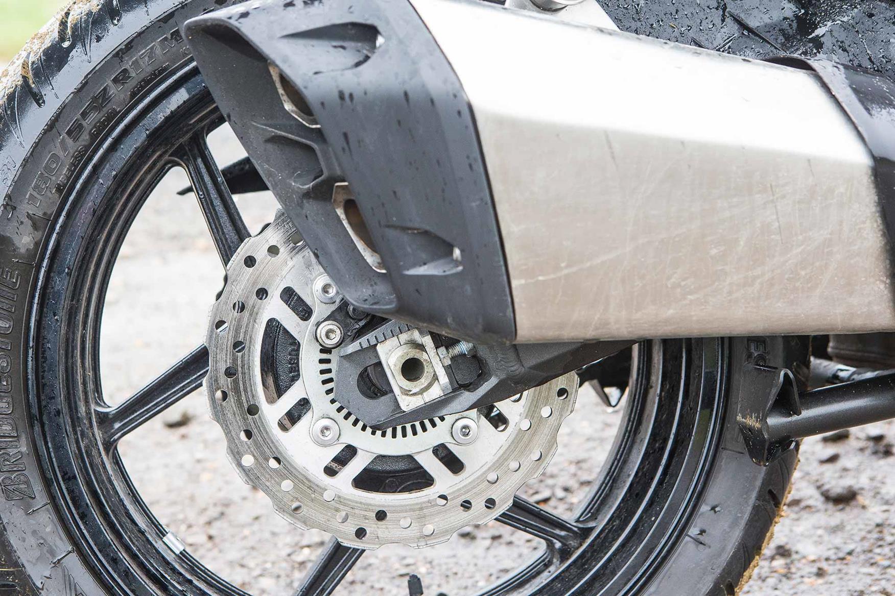 Kawasaki Versys 1000 SE exhaust can Kawasaki Versys 1000 SE exhaust can