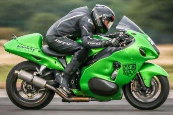 Zef Eisenberg on his Hayabusa Zef Eisenberg on his Hayabusa