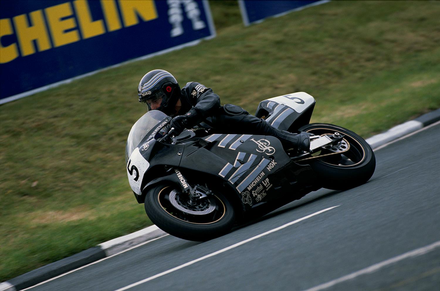 Trevor Nation onboard a JPS Norton Trevor Nation onboard a JPS Norton