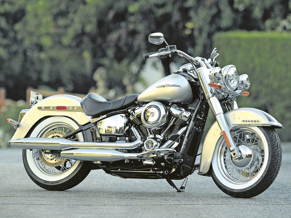 Harley-Davidson Deluxe FLDE Harley-Davidson Deluxe FLDE