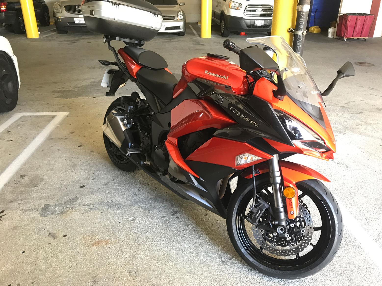 Simon's Kawasaki is clean and ready to ship... but where to? Simon's Kawasaki is clean and ready to ship... but where to?