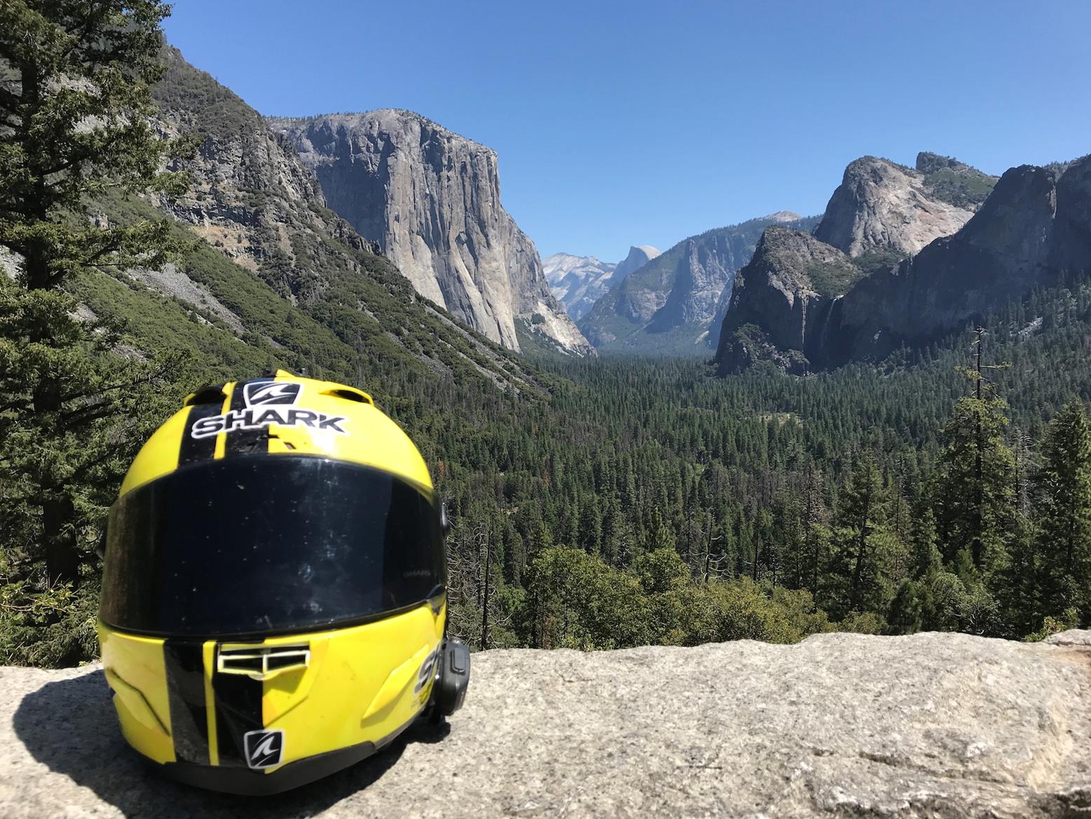 Yoesemite Tunnel view Yoesemite Tunnel view