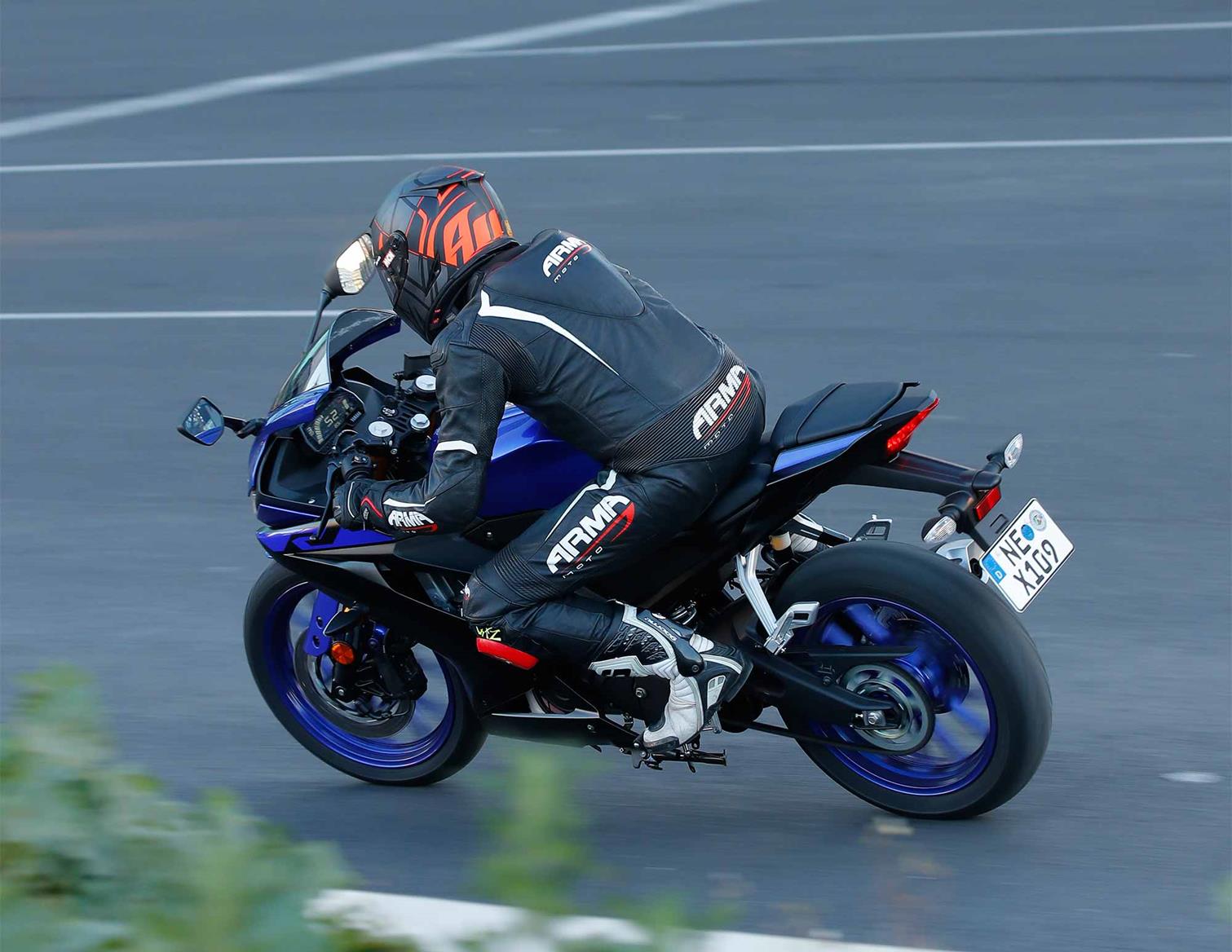 Yamaha YZF-R125 Yamaha YZF-R125