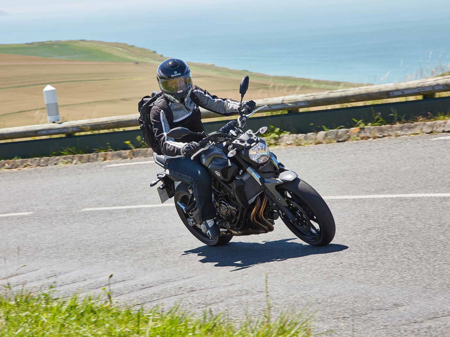 Riding a 2016 Yamaha MT-07 Riding a 2016 Yamaha MT-07
