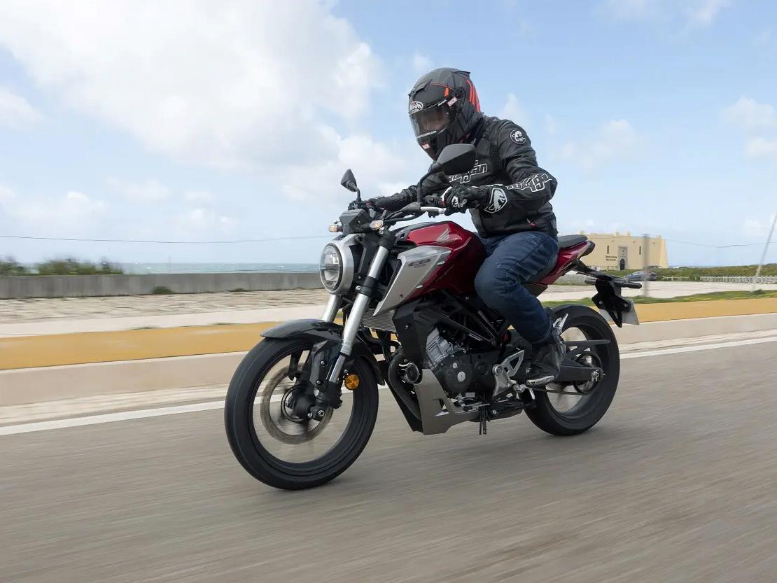 Honda CB125R Honda CB125R