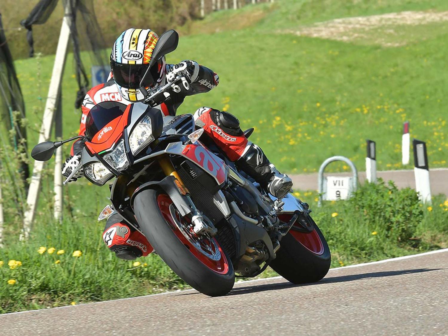 Aprilia Tuono V4 1100 Factory Aprilia Tuono V4 1100 Factory
