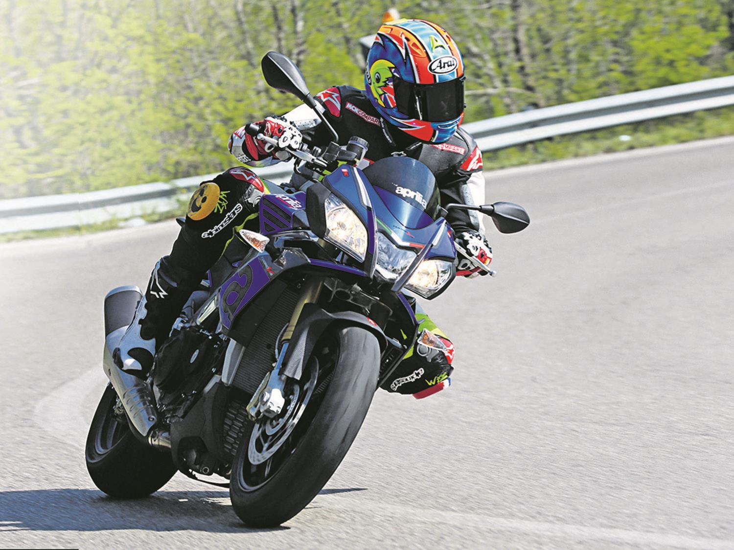 Aprilia Tuono V4 1100 RR Aprilia Tuono V4 1100 RR